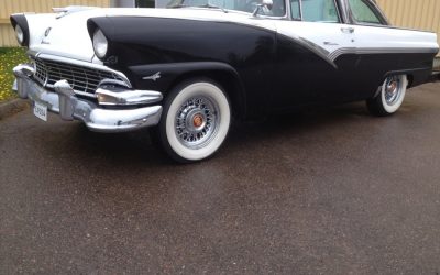 Ford Crown Victoria