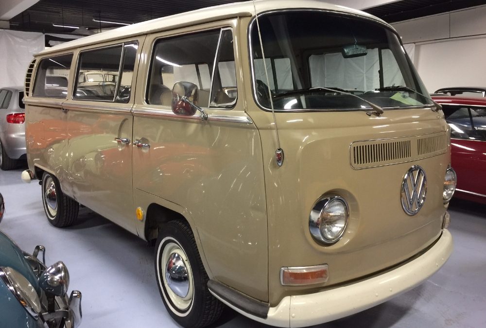 VW 1500 Typ 2, T2 Lyxbuss (Bay-window)