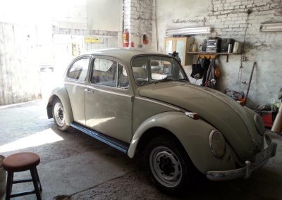 2st fina 60-tals VW på väg in