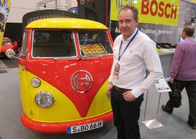 Nilu och Gigalube åker till bilmässan Techno Classica i Essen