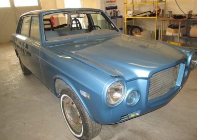 Fin Volvo 164E snart klar från lack