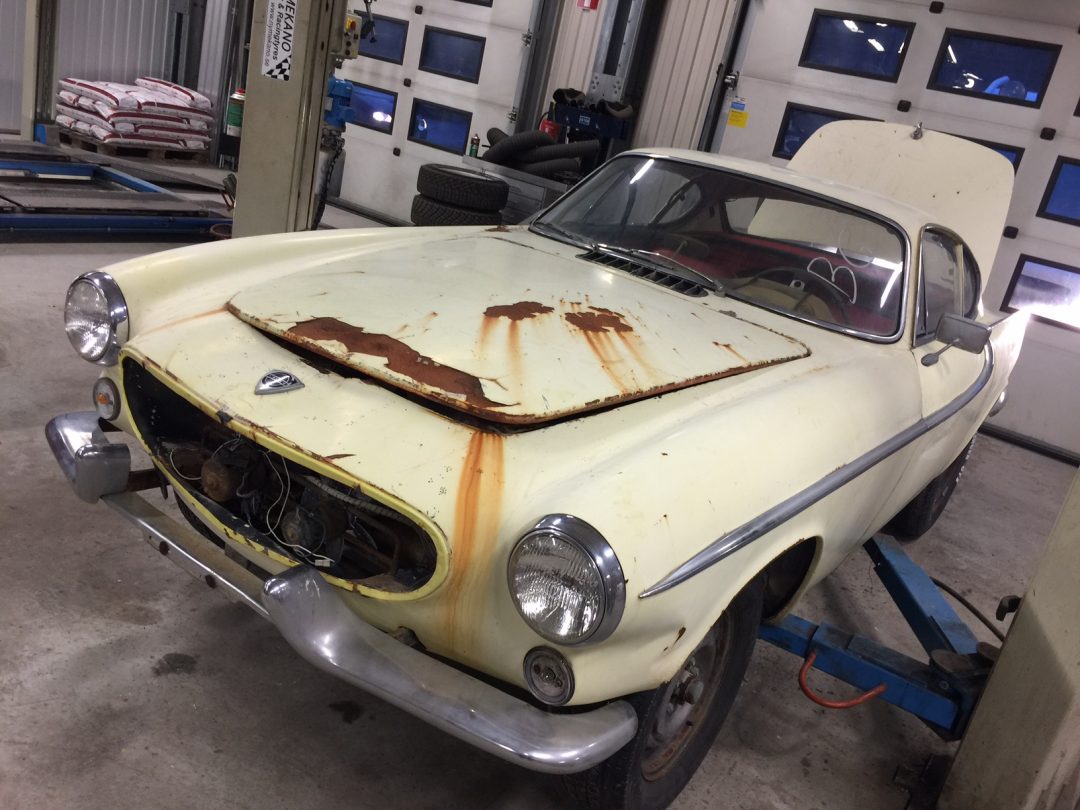 Vi renoverar en P1800 för PelleP