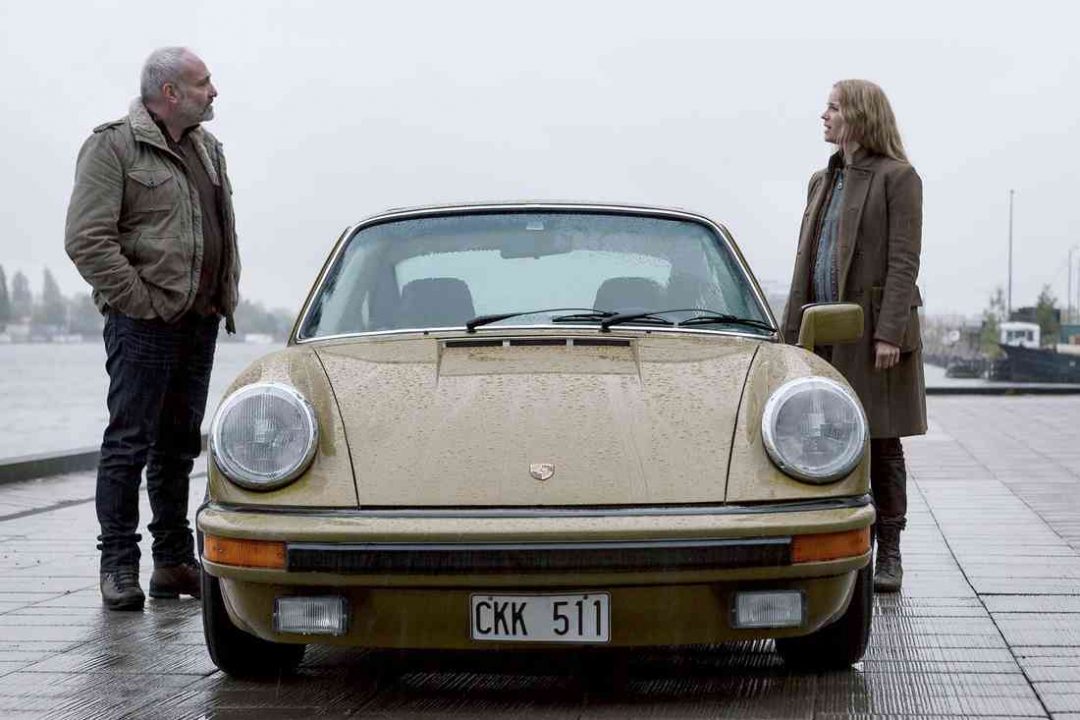 Den spygröna 911:an i tv serien Bron kom från Nilu