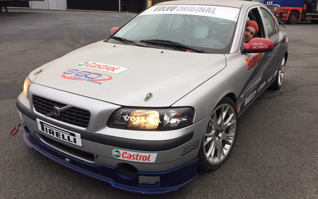 Volvo S60 Challenge, nr 25, banracingbil byggd av Volvo