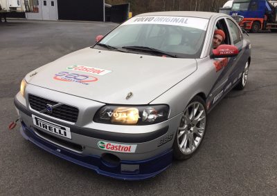 Volvo S60 Challenge, nr 25, banracingbil byggd av Volvo